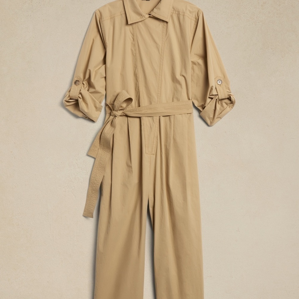 Banana Republic Poplin Jumpsuit in Black NWT - Picture 7 of 16